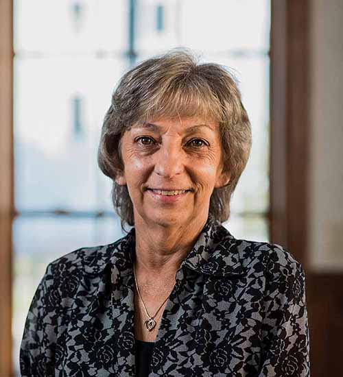 Portrait of Lisa Kemp